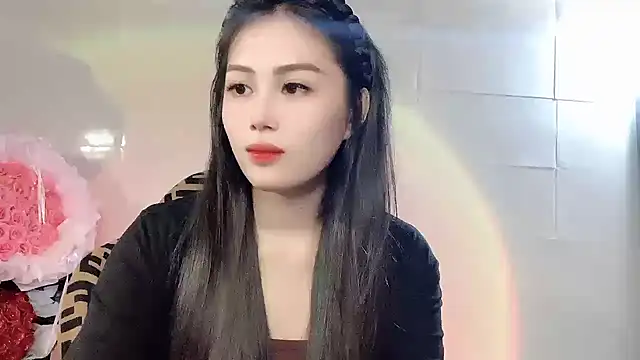 Snapshot of Lyly4757 chatting on November 17, 2025, 2:32 pm Lyly4757 online show from November 17, 2025, 2:32 pm