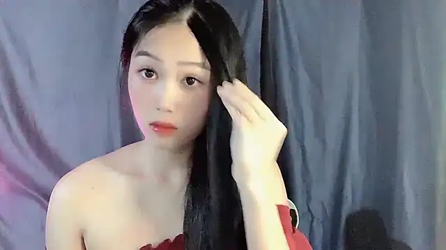 Snapshot of Lyly4757 chatting on October 19, 2025, 2:09 pm Lyly4757 online show from October 19, 2025, 2:09 pm