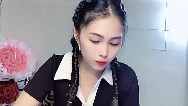 Snapshot of Lyly4757 chatting on November 26, 2025, 1:33 pm Lyly4757 online show from November 26, 2025, 1:33 pm