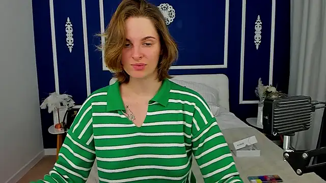 Snapshot of SabrinaRayX chatting on October 27, 2025, 1:23 pm SabrinaRayX online show from October 27, 2025, 1:23 pm