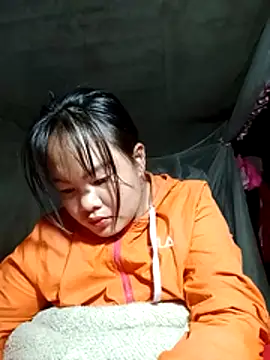 emilyzz online show from March 7, 2026, 2:18 am