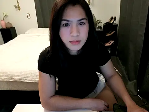 ZoeyJohnson online show from September 24, 2025, 8:10 am