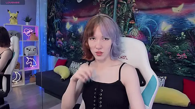 Snapshot of JessieRich chatting on October 12, 2025, 10:22 pm JessieRich online show from October 12, 2025, 10:22 pm