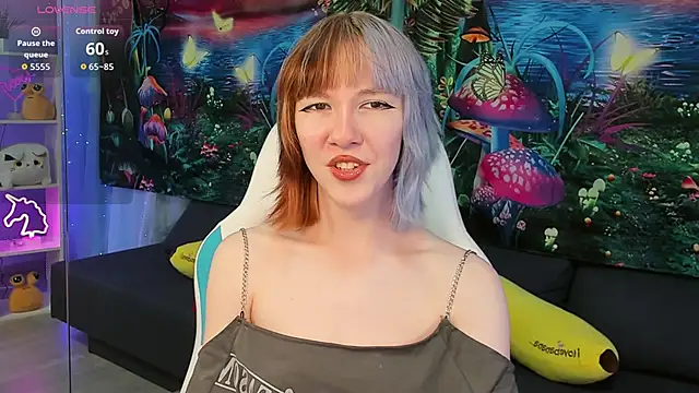 Snapshot of JessieRich chatting on October 18, 2025, 8:55 pm JessieRich online show from October 18, 2025, 8:55 pm