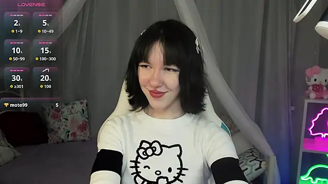 Snapshot of JessieRich chatting on October 23, 2025, 7:56 pm JessieRich online show from October 23, 2025, 7:56 pm