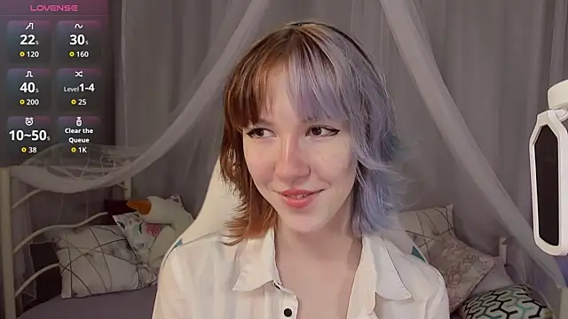 Snapshot of JessieRich chatting on October 14, 2025, 10:31 pm JessieRich online show from October 14, 2025, 10:31 pm