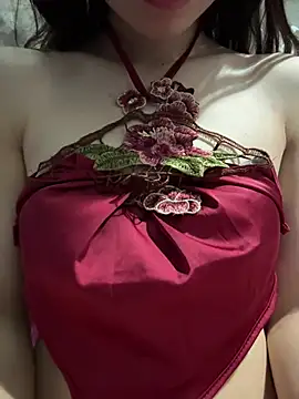 Snapshot of Bella_sexy98 chatting on May 28, 2026, 10:43 am Bella sexy98 online show from May 28, 2026, 10:43 am