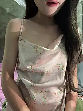 Snapshot of Bella_sexy98 chatting on July 25, 2026, 6:10 am Bella sexy98 online show from July 25, 2026, 6:10 am