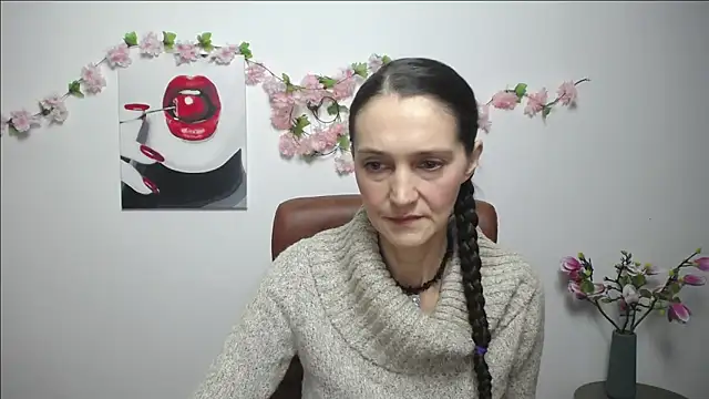 Snapshot of TayaFinch chatting on November 12, 2025, 1:26 pm TayaFinch online show from November 12, 2025, 1:26 pm