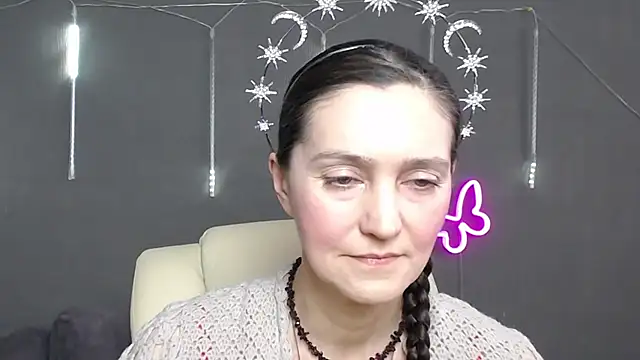 TayaFinch online show from April 25, 2026, 1:41 pm