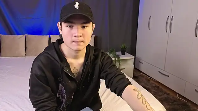 Kaelix1 online show from October 2, 2025, 1:03 pm