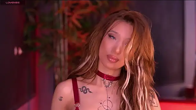 SiennaJayden online show from December 5, 2025, 6:50 pm