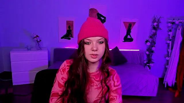 BetsyKiss online show from May 6, 2026, 5:06 pm