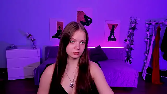Snapshot of BetsyKiss chatting on June 4, 2026, 5:06 pm BetsyKiss online show from June 4, 2026, 5:06 pm