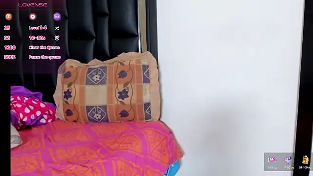 Snapshot of ArexBlakk chatting on November 1, 2025, 9:30 pm ArexBlakk online show from November 1, 2025, 9:30 pm