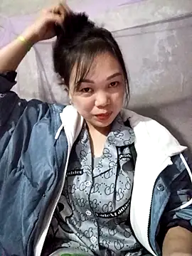 Snapshot of Tary_toot chatting on December 23, 2025, 10:36 am Tary toot online show from December 23, 2025, 10:36 am