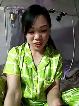 Snapshot of Tary_toot chatting on December 22, 2025, 3:17 am Tary toot online show from December 22, 2025, 3:17 am