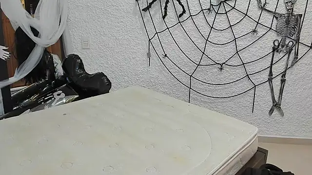 j martony online show from October 15, 2025, 11:40 am