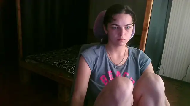 Snapshot of EthelsLover chatting on July 28, 2026, 7:05 am EthelsLover online show from July 28, 2026, 7:05 am