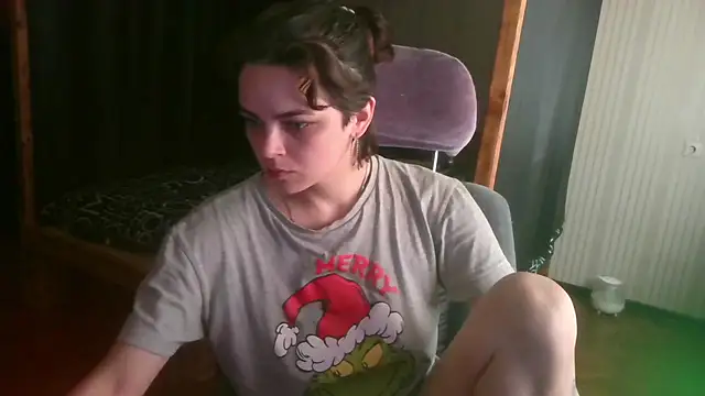 Snapshot of EthelsLover chatting on July 23, 2026, 9:28 am EthelsLover online show from July 23, 2026, 9:28 am