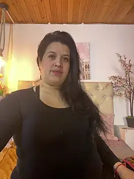 Snapshot of Andrea_secret_ chatting on July 12, 2026, 1:45 pm Andrea secret online show from July 12, 2026, 1:45 pm