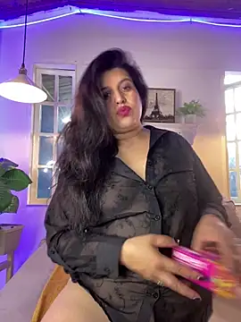 Andrea secret  online show from June 15, 2026, 2:39 pm