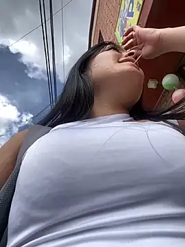 Snapshot of Karla_1-2 chatting on November 19, 2025, 7:25 pm Karla 1-2 online show from November 19, 2025, 7:25 pm