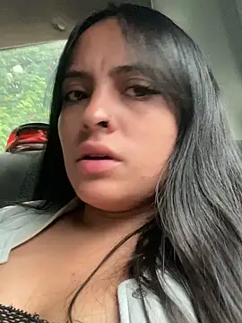 Snapshot of Karla_1-2 chatting on November 13, 2025, 10:02 pm Karla 1-2 online show from November 13, 2025, 10:02 pm