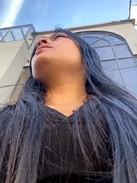 Snapshot of Karla_1-2 chatting on October 14, 2025, 8:31 pm Karla 1-2 online show from October 14, 2025, 8:31 pm