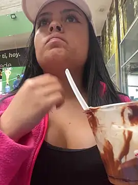 Snapshot of Karla_1-2 chatting on November 27, 2025, 8:53 pm Karla 1-2 online show from November 27, 2025, 8:53 pm