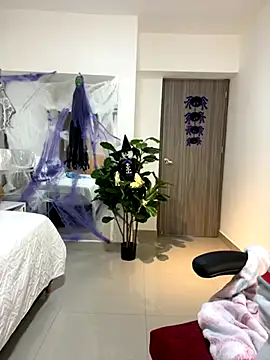 Snapshot of EMILIIA_RICHTER__ chatting on October 19, 2025, 11:13 am EMILIIA RICHTER online show from October 19, 2025, 11:13 am