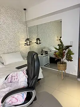 Snapshot of EMILIIA_RICHTER__ chatting on November 9, 2025, 12:09 pm EMILIIA RICHTER online show from November 9, 2025, 12:09 pm