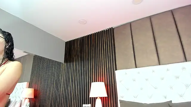 SamyySwet online show from November 18, 2025, 7:50 pm