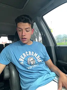 Snapshot of mattebret11 chatting on September 25, 2025, 4:57 pm mattebret11 online show from September 25, 2025, 4:57 pm