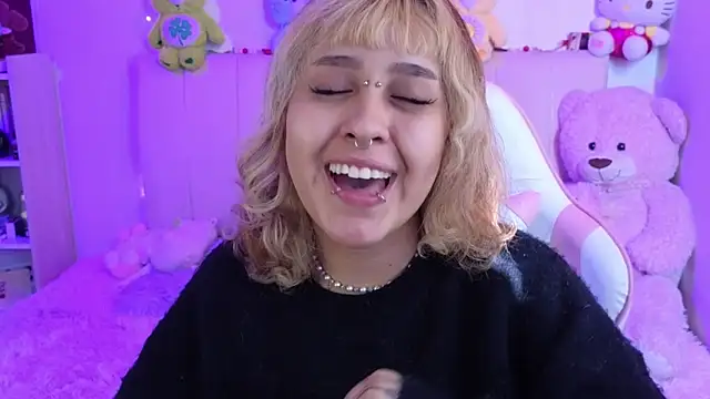 NekoWaifu online show from March 9, 2026, 1:58 pm