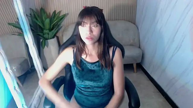 Isabella Blondetf online show from November 19, 2025, 8:31 pm