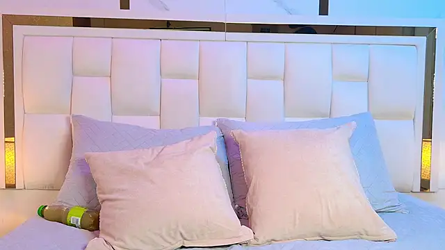 paulina cano online show from February 10, 2026, 7:13 pm