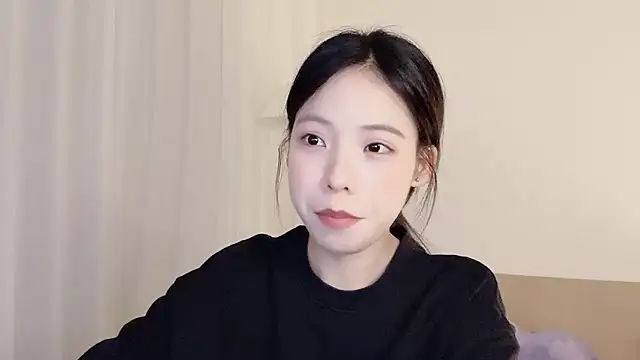 Snapshot of Meng_777 chatting on November 10, 2025, 12:43 pm Meng 777 online show from November 10, 2025, 12:43 pm