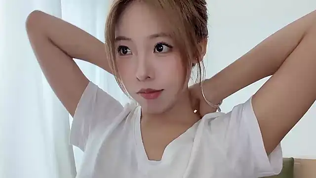 Snapshot of Meng_777 chatting on June 19, 2026, 7:58 am Meng 777 online show from June 19, 2026, 7:58 am