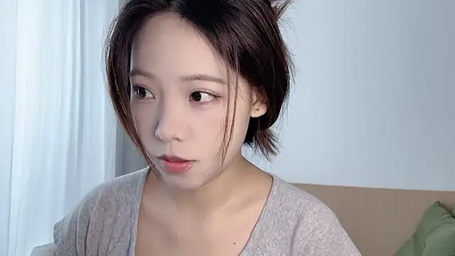 Snapshot of Meng_777 chatting on October 23, 2025, 8:13 am Meng 777 online show from October 23, 2025, 8:13 am