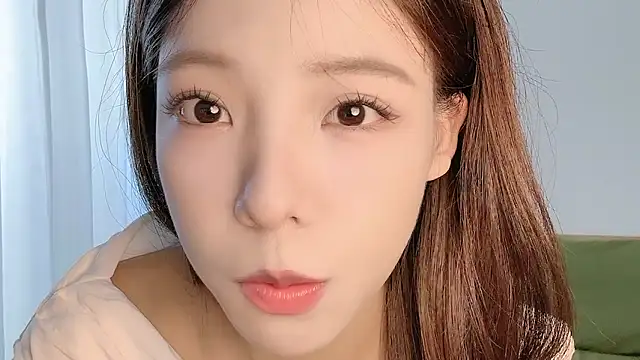 Snapshot of Meng_777 chatting on October 7, 2025, 7:20 am Meng 777 online show from October 7, 2025, 7:20 am