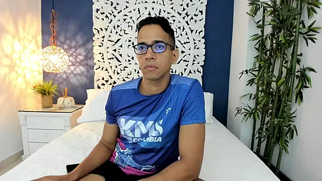 Snapshot of JacobDraven chatting on November 5, 2025, 2:14 am JacobDraven online show from November 5, 2025, 2:14 am