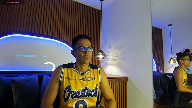 Snapshot of JacobDraven chatting on November 7, 2025, 3:44 am JacobDraven online show from November 7, 2025, 3:44 am