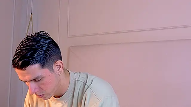 Snapshot of ZaneDawson chatting on October 21, 2025, 3:39 am ZaneDawson online show from October 21, 2025, 3:39 am