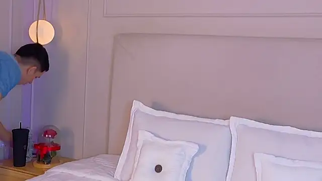 Snapshot of ZaneDawson chatting on November 6, 2025, 3:43 am ZaneDawson online show from November 6, 2025, 3:43 am