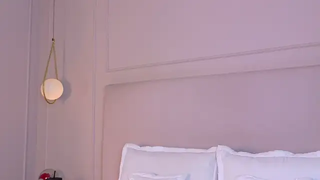 Snapshot of ZaneDawson chatting on December 2, 2025, 4:14 am ZaneDawson online show from December 2, 2025, 4:14 am