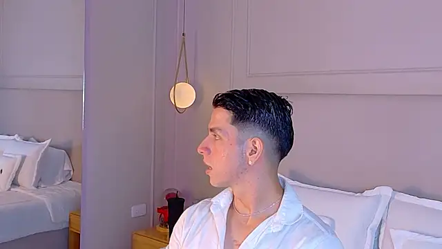 Snapshot of ZaneDawson chatting on November 9, 2025, 3:32 am ZaneDawson online show from November 9, 2025, 3:32 am