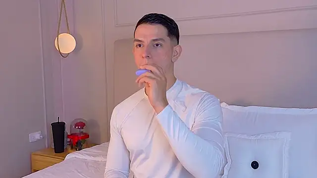 Snapshot of ZaneDawson chatting on November 8, 2025, 4:05 am ZaneDawson online show from November 8, 2025, 4:05 am