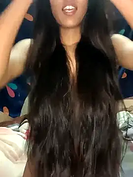 reetika6375 online show from November 16, 2025, 10:31 am