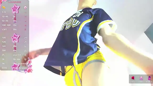 Snapshot of Peter_chase chatting on February 21, 2026, 7:38 pm Peter chase online show from February 21, 2026, 7:38 pm